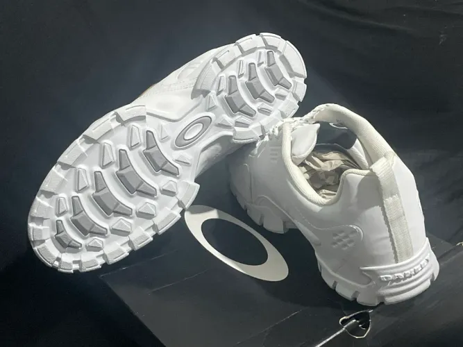 Oakley Stratus 