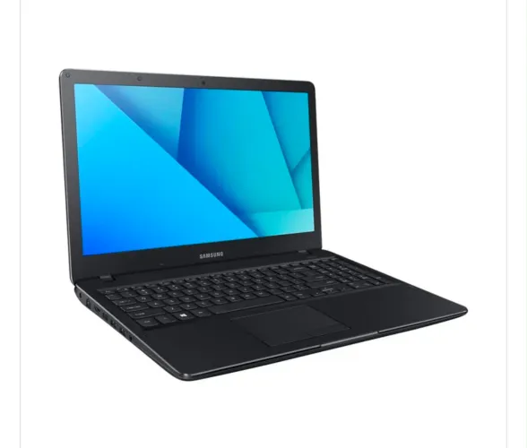 Notebook Samsung NP300E5L 15