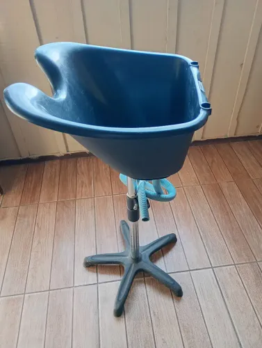 LAVATÓRIO DE CABELO