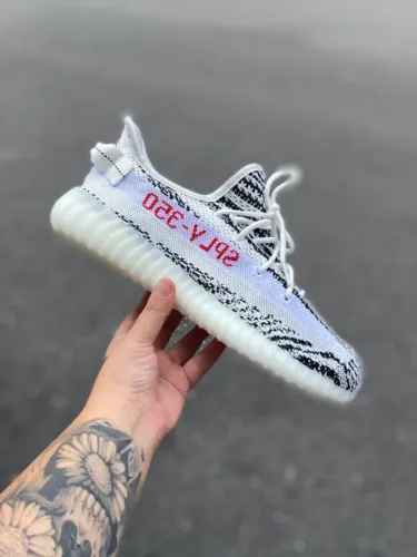 Tênis Adidas Yeezy Boost 350 V2 Zebra Masculino Importado - Disponível 38 AO 43