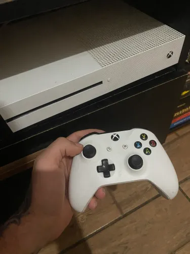 X box ONE S 1T