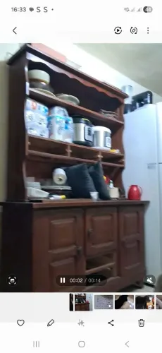 Vendo armário copa/cozinha .Madeira.