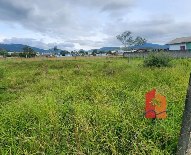 Terreno de 364 m² em Frente à Estrada Principal | Areias  Paulo Lopes/SC