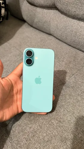 Vendo iPhone 16 com caixa