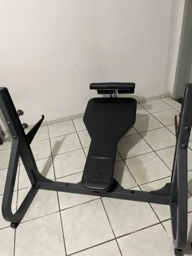 Vendo banco de supino declinado cybex. Em bom estado de conservação. valor: $3.50000