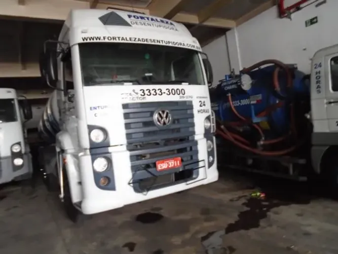 Caminhão VW/ 26.370 CLM T 6X4 2011 - 100% integro - Licenciado 2026