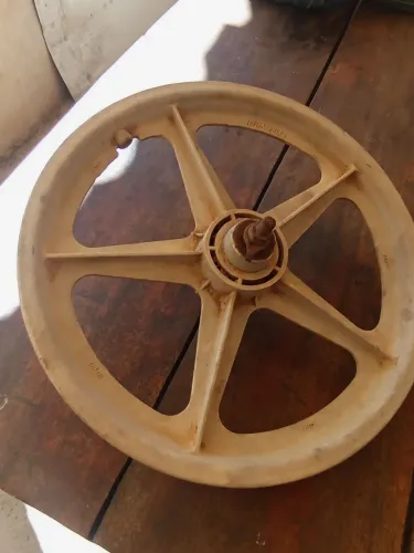 Roda extra nylon dianteiro aro 16