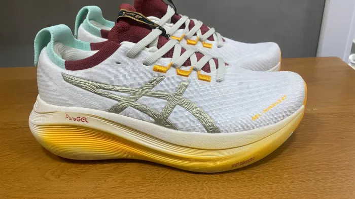 Asics nimbus 27