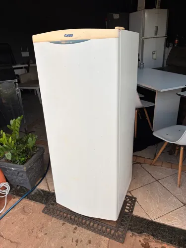 Geladeira consul (entrego )