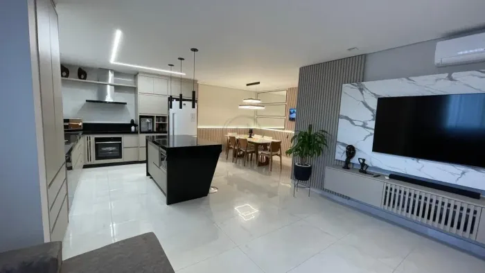 Casa à venda com 3 dormitórios sendo 1 suíte - Jardim América / Jundiaí SP. CA97535 REF: C