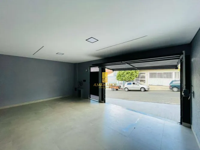 Casa com 2 dormitórios à venda, 138 m² por R$ 750.000,00 - Jardim União - Indaiatuba/SP