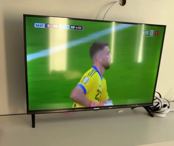 TV 32 - Como Nova!