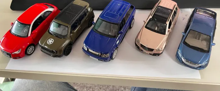 Lote 5 carrinhos metal