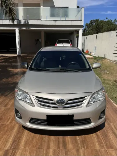 Toyota Corolla Altis 2.0 Flex 16V Aut. 2014