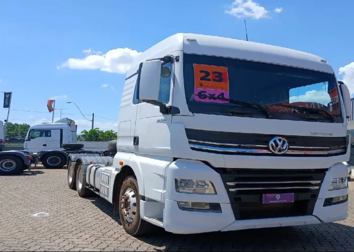 Volkswagen 29.520 Meteor 29.520 6x4 2p (diesel)(E5) 2022/2023 Vamos Seminovos São Leopoldo
