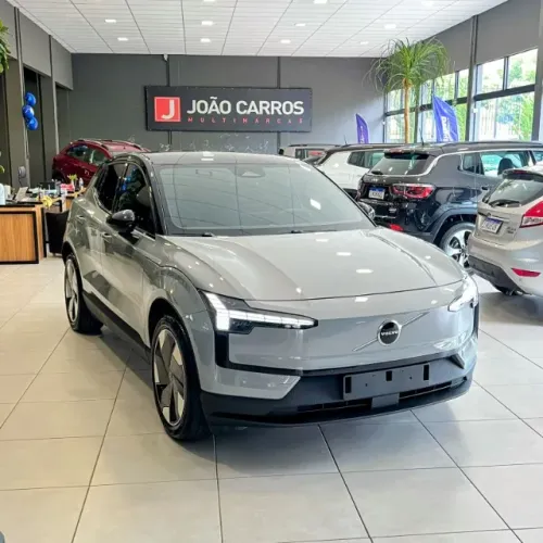 Volvo EX30 E60 Plus (elétrico) 2024