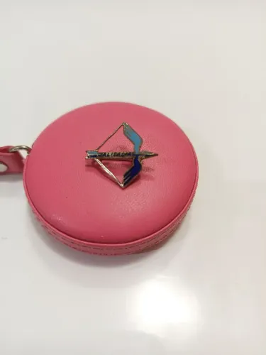 Broche botton Alitalia prateado