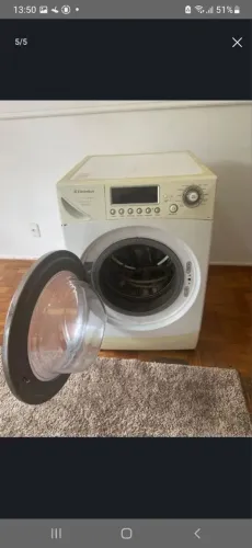 Máquina de lavar Electrolux 10.5 Kg - Lava e Seca