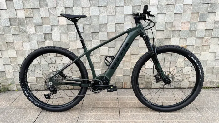 Bike 29 2022 assistida elétrica tamanho M verde