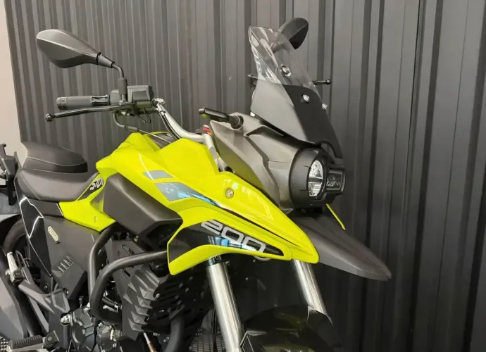 Shineray storm 200 de cor amarela