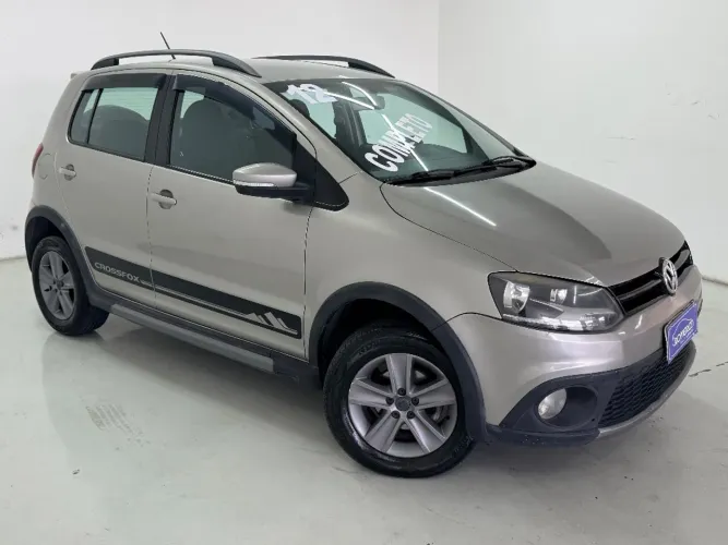 Volkswagen Crossfox 1.6 MI Total Flex 8V 5P 2012