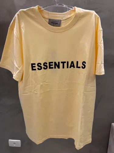 CAMISETA ESSENTIALS AMARELA G