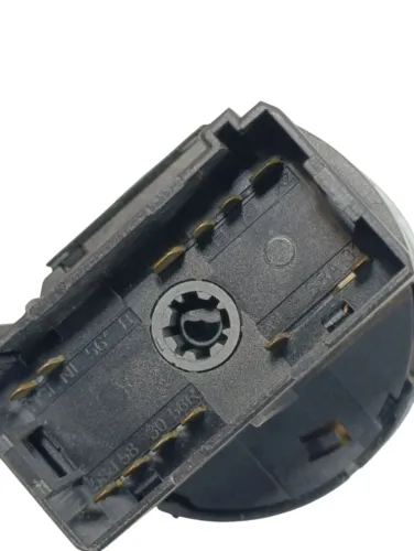 Botão Chave Luz Farol Volkswagen Saveiro G8 2021