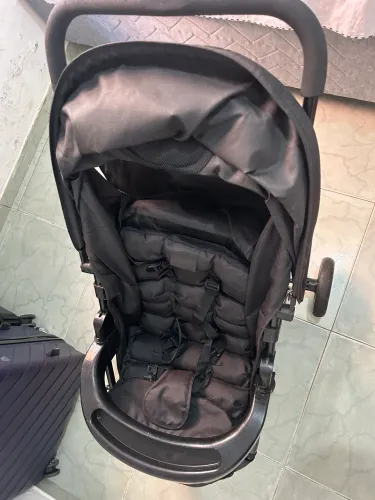 CARRINHO DE BEBÊ