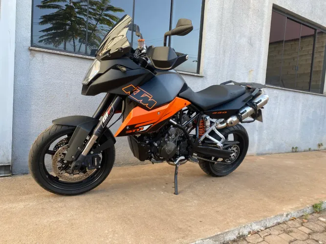 KTM 990 SMT Orange