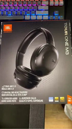 JBL Tour One M3