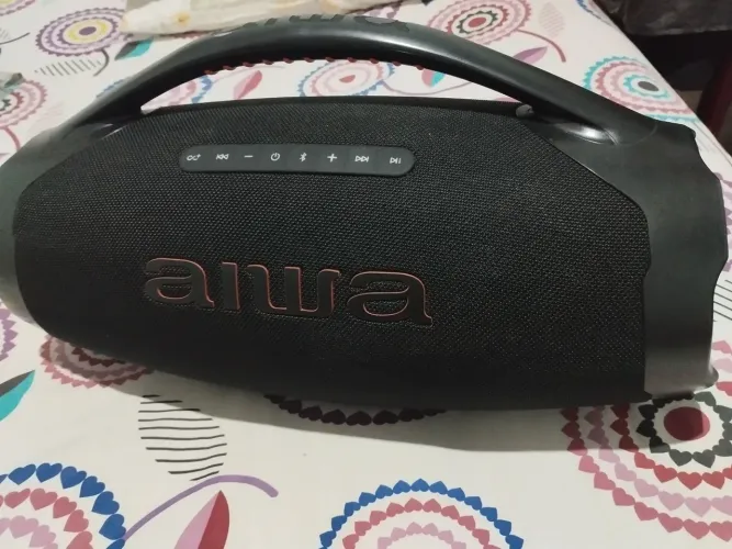 Caixa de som aiwa pra vender rapido apenas 4 mês de uso