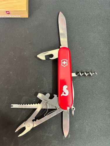 Victorinox