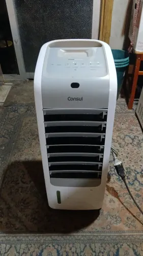 Climatizador cônsul p/ peças ou conserto. 