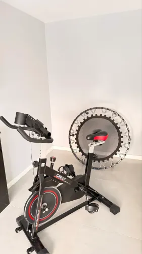 Bicicleta spinning + Jump 