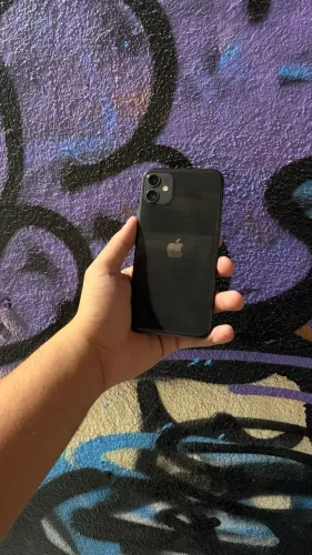 VENDO IPHONE 11