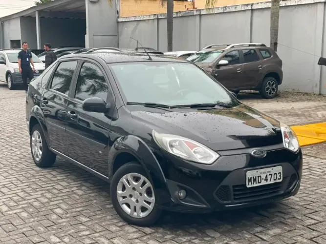 Ford Fiesta Sedan 1.6 16V Flex Mec. 2014