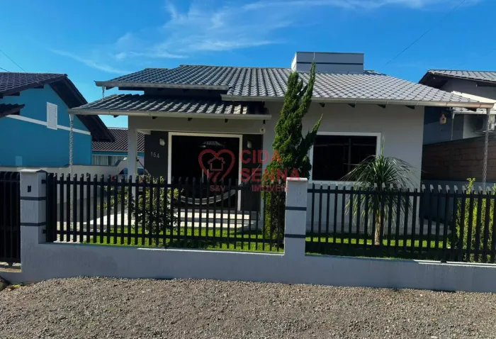 EXCELENTE - DESOCUPADA - TERRENO 390metros - PISCINA - 6 CARROS