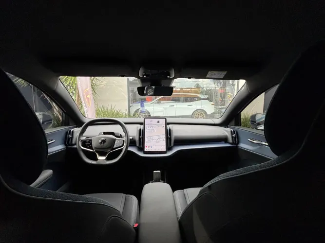 Volvo EX30 E60 Plus (elétrico) 2025