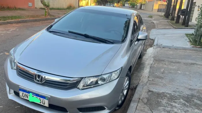 Honda Civic Sedan LXS 1.8/1.8 Flex 16V Aut. 4P 2014