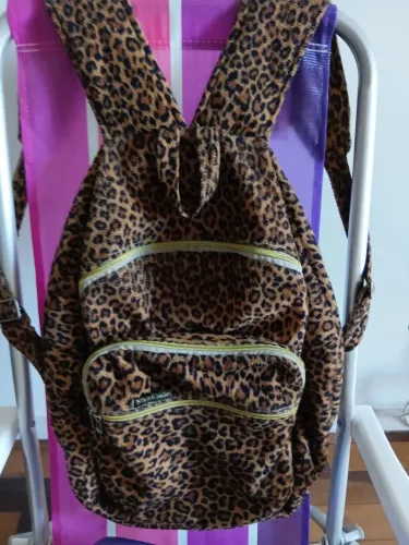 Mochila peluda