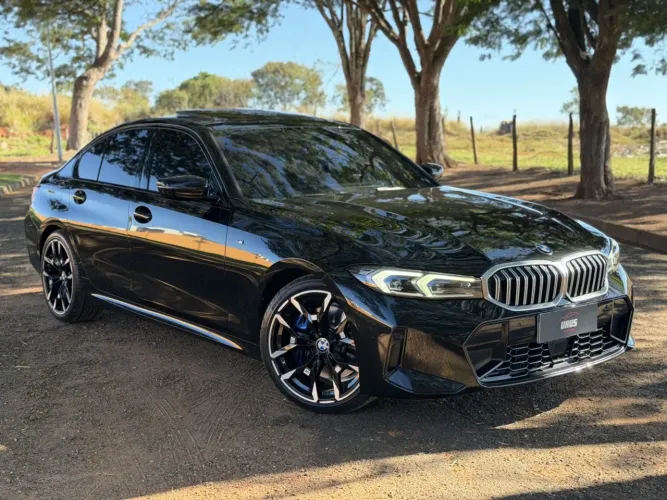 BMW 320I A 2.0 TB M Sport Activeflex 16V 4P 2023