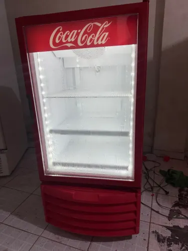 Freezer expositora vertical metal frio mini