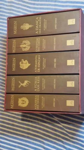 Box As Crônicas De Gelo E Fogo - 5 Livros (Game Of Thrones) - LeYa