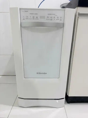 Vendo lava-louças Electrolux Blue Touch, aparelho revisado com garantia de 90 dias 