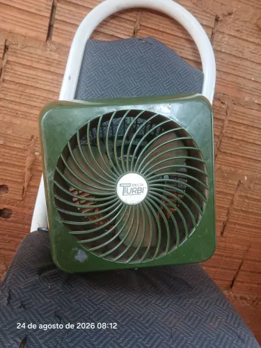 Ventilador porte médio funcionando perfeito retirar no Aero Rancho Não entrego