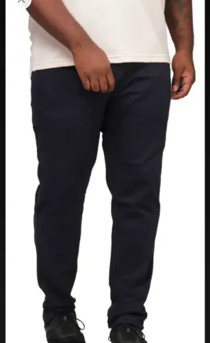 Calça plus Masculina