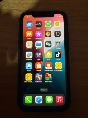 iphone xr 64 gb