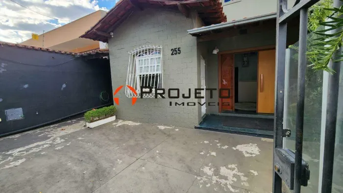 Casa à venda, 3 quartos, 1 suíte, 2 vagas, Santa Rosa - Belo Horizonte/MG