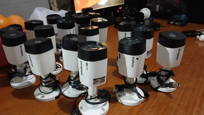 20 Cameras intelbras Externa usadas