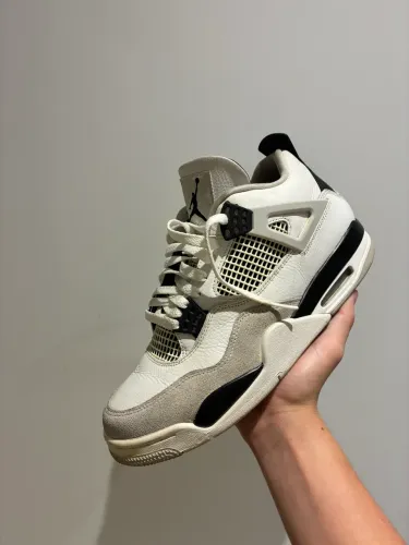 Nike Air Jordan 4 Military Black